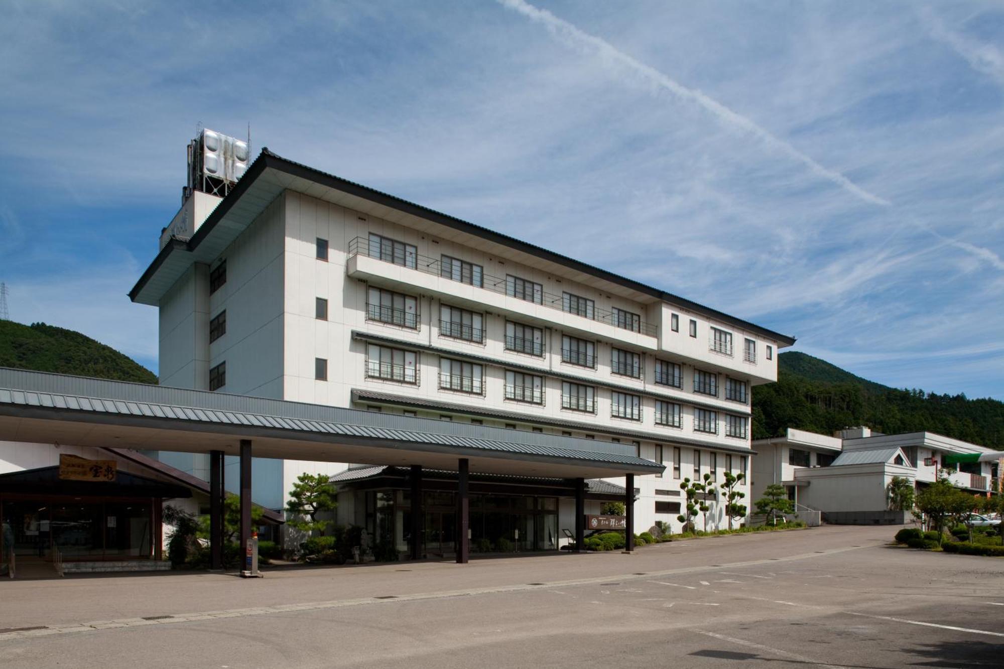 Hotel Gujo Hachiman Buitenkant foto